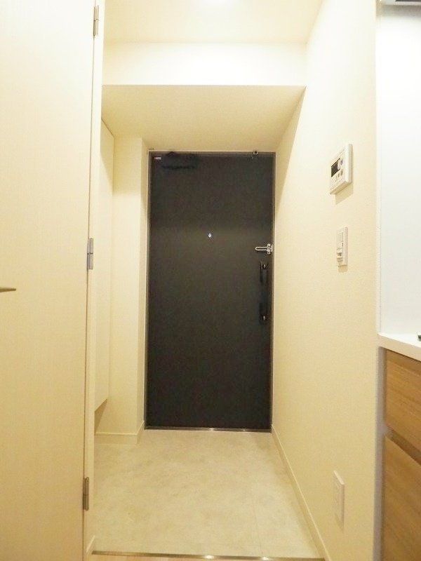 ドゥーエ三ノ輪Iの玄関写真