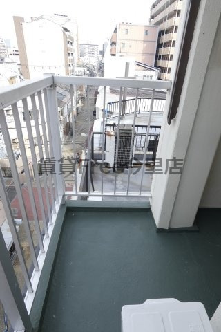地下鉄千日前線 今里駅 徒歩5分 5階建 築37年の内装写真