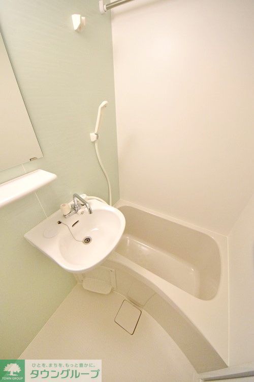 バス・シャワールーム　洗面