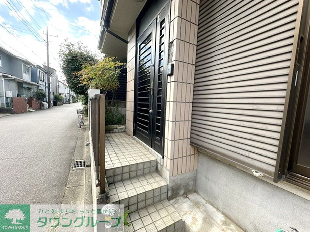エントランス　庭