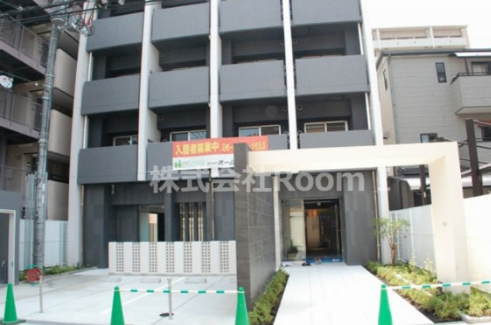 エントランス　建物の内部です