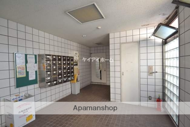 エントランス　ロビー