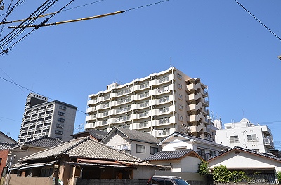 歯大前スカイマンションの建物外観