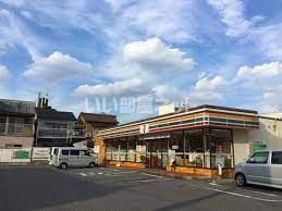 コンビニ　セブンイレブン 春日井味美白山町店（コンビニ）まで561m