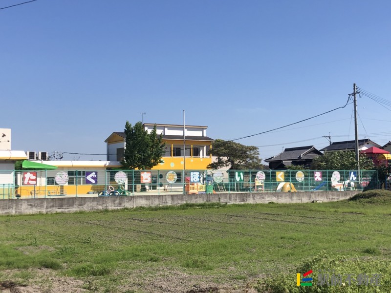 【大川市大字三丸のアパートの幼稚園・保育園】