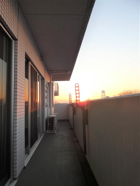 バルコニー　バルコニー