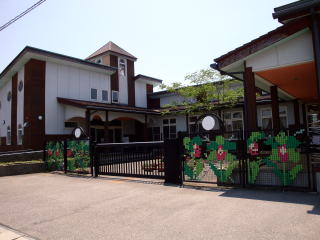 【たんぽぽコーポ藤木　Ａ棟の幼稚園・保育園】