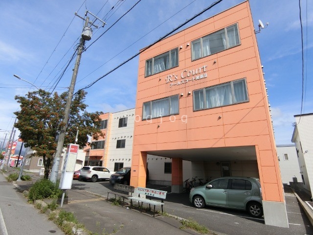 【函館市美原のマンションの駐車場】