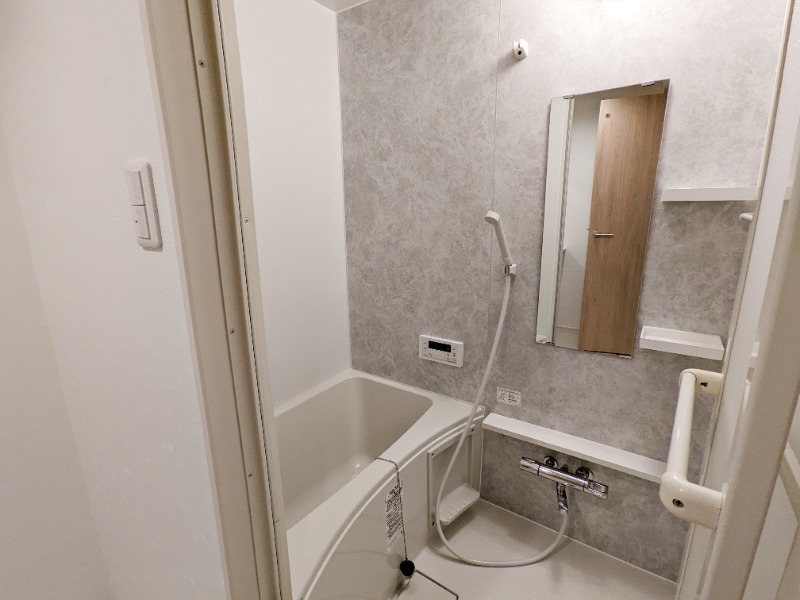 バス・シャワールーム　図面と現状に相違がある場合には現状を優先