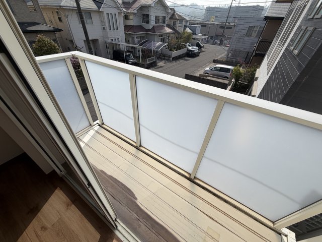 バルコニー　2階洋室（6帖）