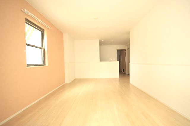 居室・リビング　ゆったり過ごせる居間です