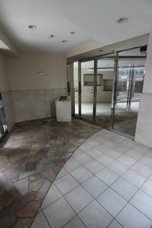 エントランス　オートロック搭載