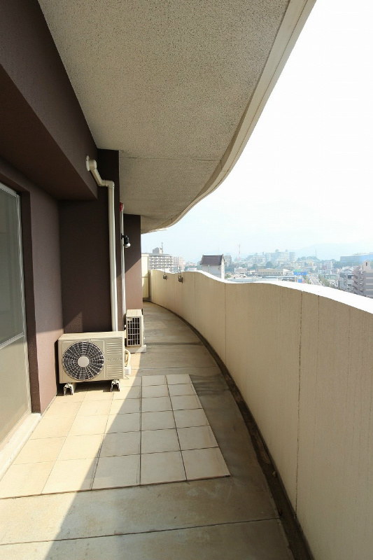 バルコニー　日当たり良好。