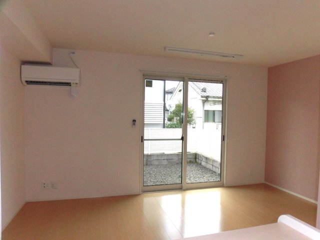 居室・リビング　105 LDK