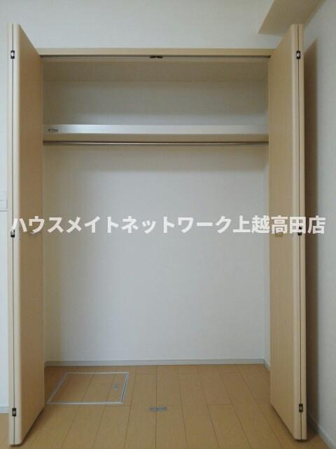 収納　クローゼット
