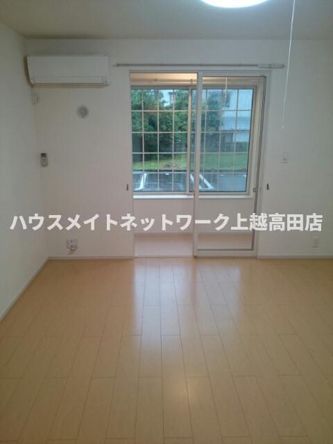 居室・リビング　洋室