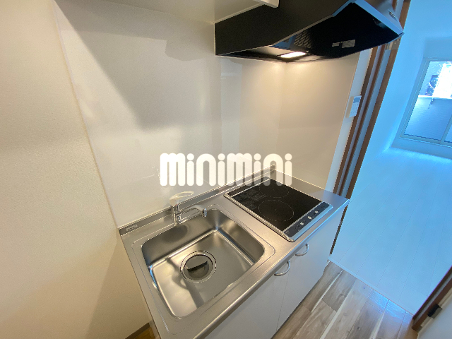 キッチン　２口ＩＨヒーター付きです。