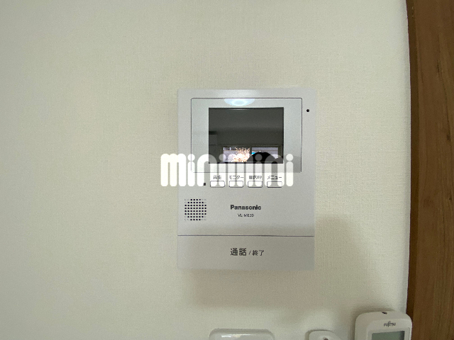 セキュリティ　ＴＶモニターホンで来客者が分かります。