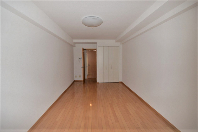 居室・リビング　写真は同マンションの別のお部屋のものです