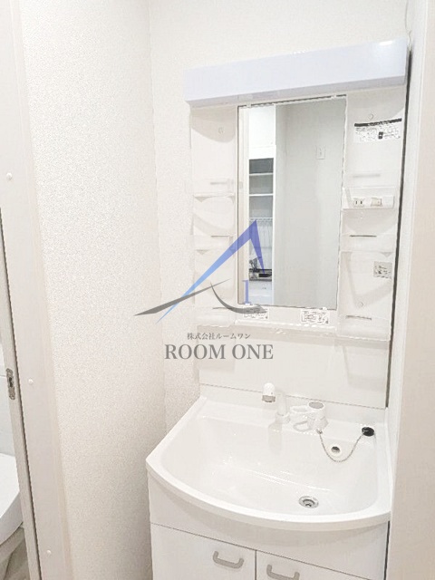 洗面設備　洗面台です。