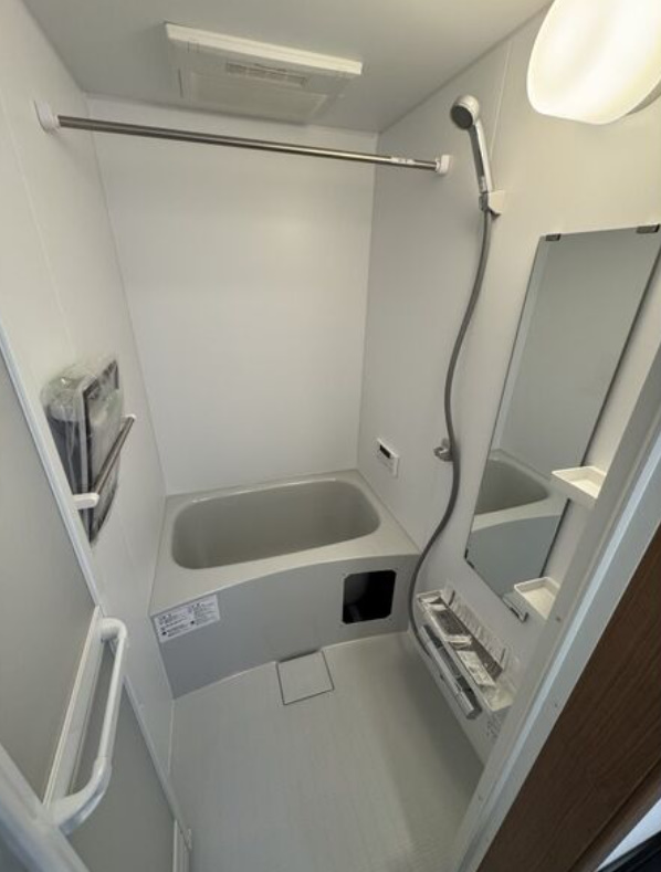 バス・シャワールーム　追い炊き機能付き