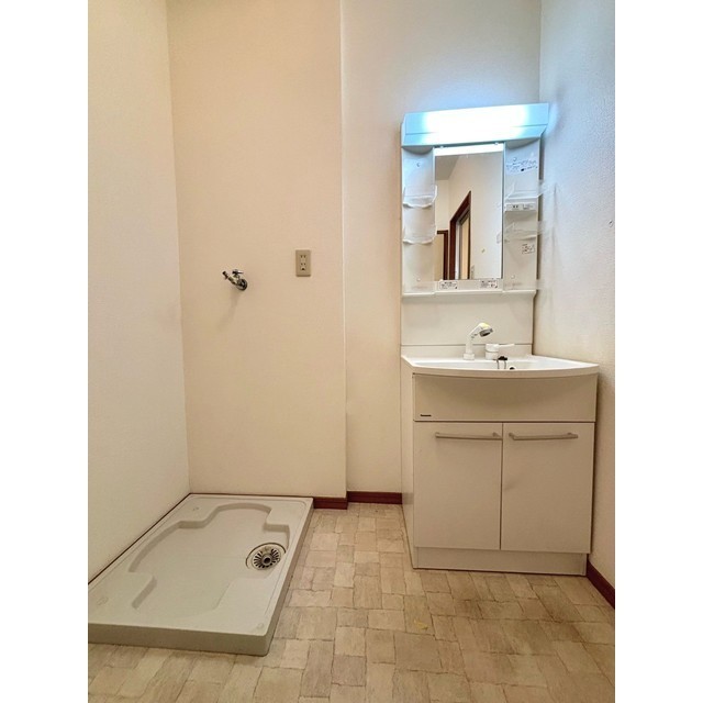 洗面設備　シャンプードレッサー