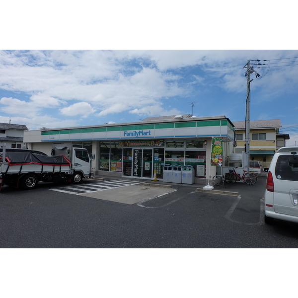 コンビニ　ファミリーマート野洲大畑店（コンビニ）まで425m