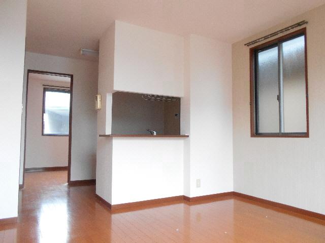 居室・リビング　他号室の写真になります。