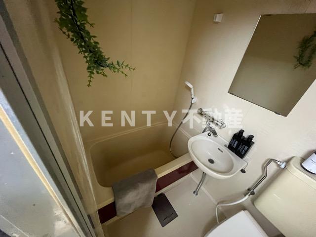 バス・シャワールーム　ゆったり過ごせるお風呂です