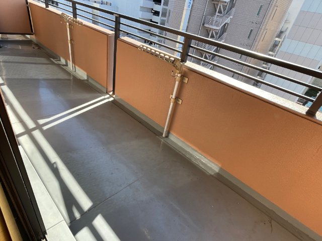 バルコニー　※同タイプ別フロア別部屋の写真です。