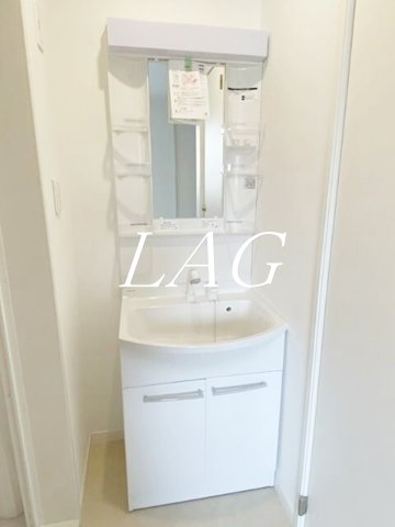 洗面設備　洗面台です。