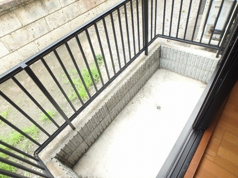 バルコニー　図面と現状に相違がある場合には現状を優先