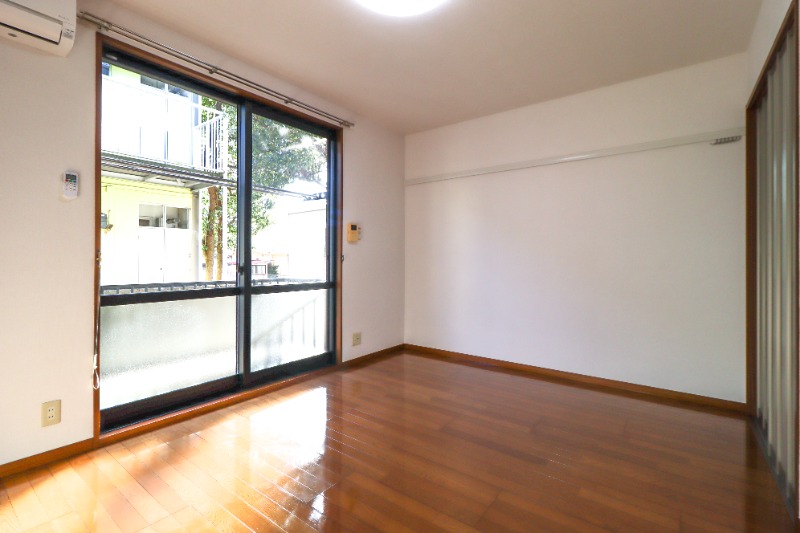 居室・リビング　図面と現状に相違がある場合には現状を優先