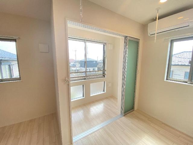 居室・リビング　リビング