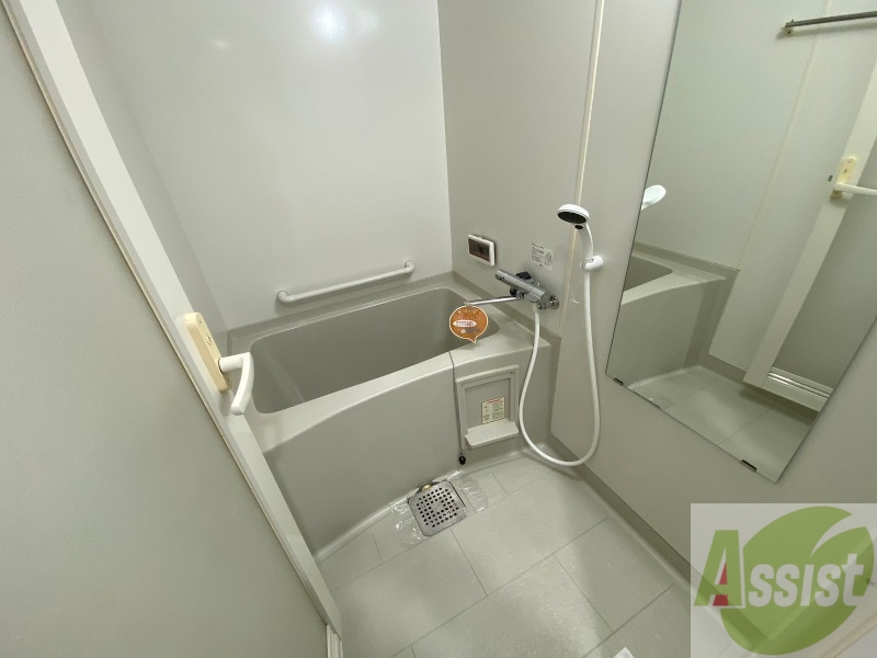 バス・シャワールーム　お風呂です。ゆっくりお風呂につかるのも体に良いですね～