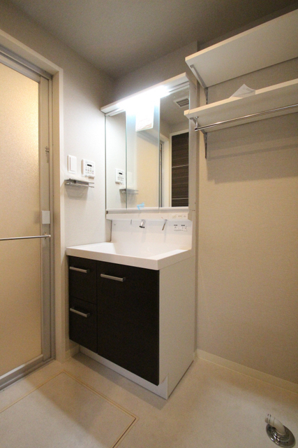 その他部屋・スペース　※同じ間取りの別室の参考写真です。