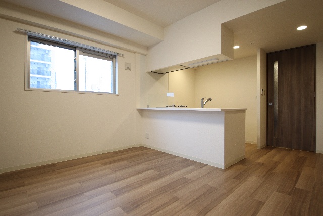 居室・リビング　※別室の参考写真の為、現況優先です。