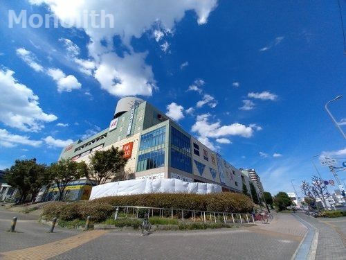 ショッピングセンター　岸和田カンカンベイサイドモール店（ショッピングセンター）まで492m