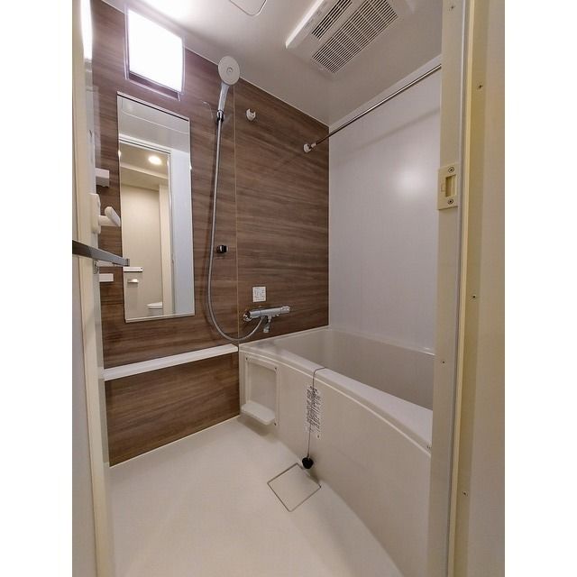 バス・シャワールーム　同タイプ写真　※現況優先