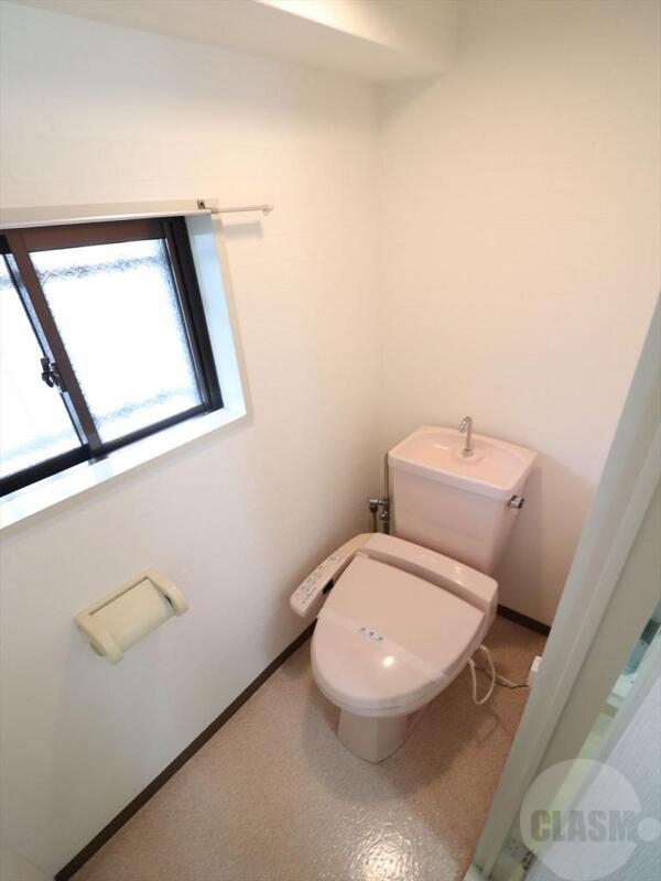 トイレ　シャワー付きトイレ