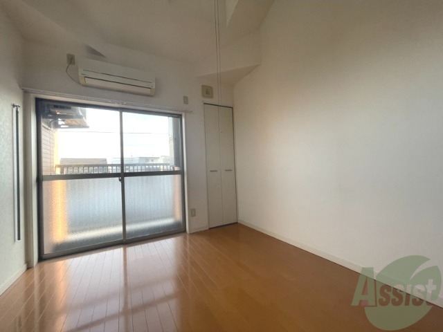 その他部屋・スペース　別角度からリビングを撮影しました。イメージを掴んでください。