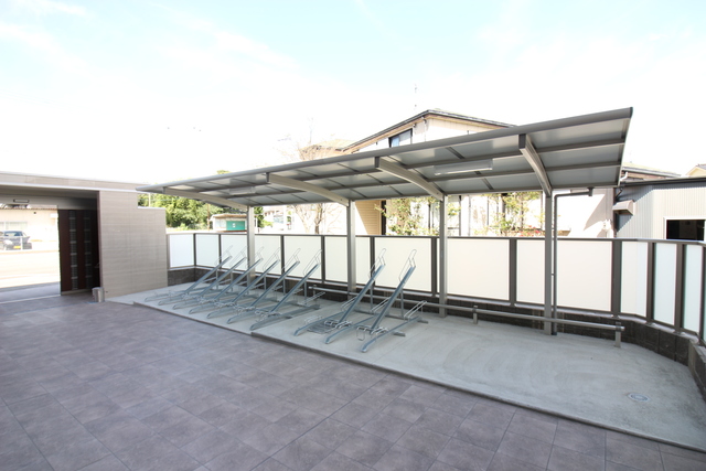 その他共有部分　屋根付きの駐輪場