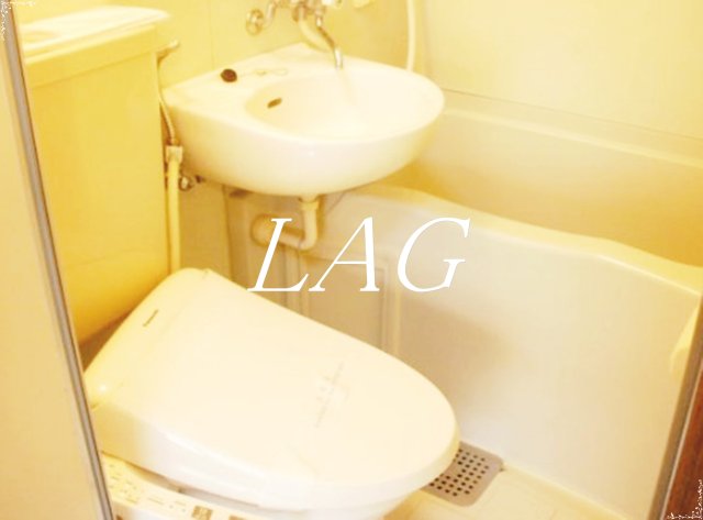 バス・シャワールーム　お風呂です。