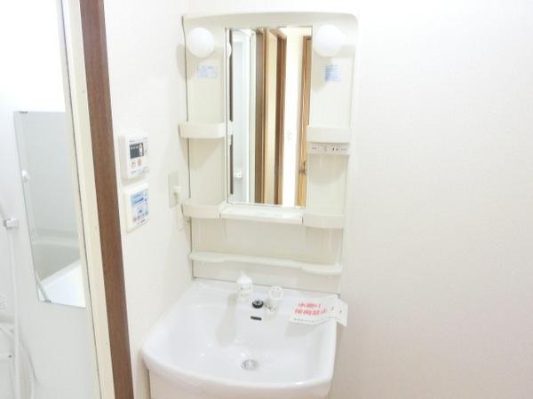 洗面設備　独立洗面台！