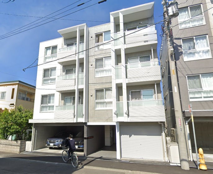 建物外観　ネット無料、システムキッチンなど設備充実のデザイナーズ♪