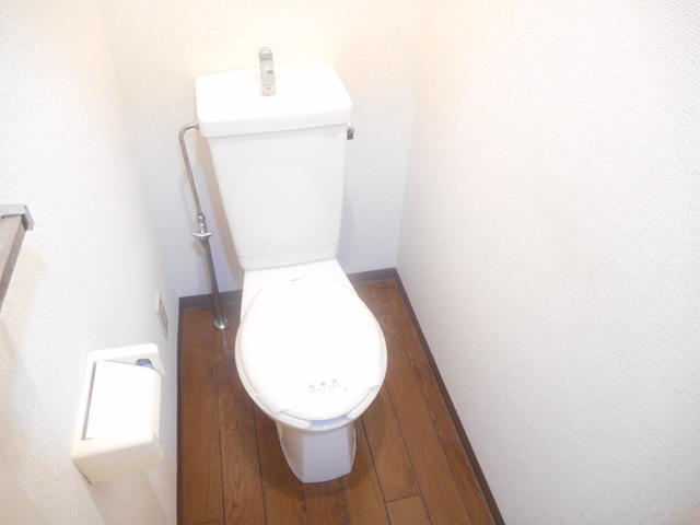 トイレ　参考写真になります。