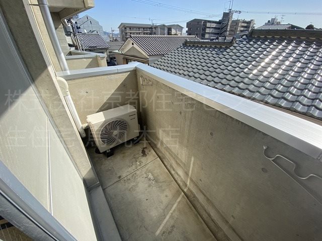 バルコニー　同物件同タイプの写真です。
