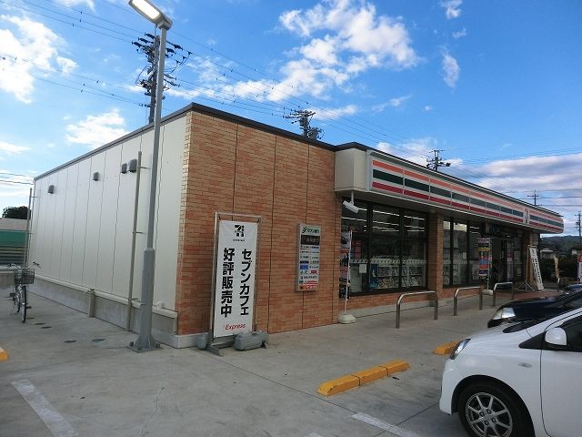 コンビニ　セブンイレブン浜松三幸北店（コンビニ）まで786m