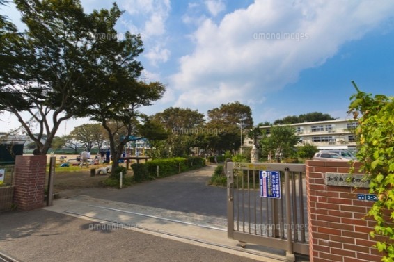 小学校　和光市立第四小学校（小学校）まで665m