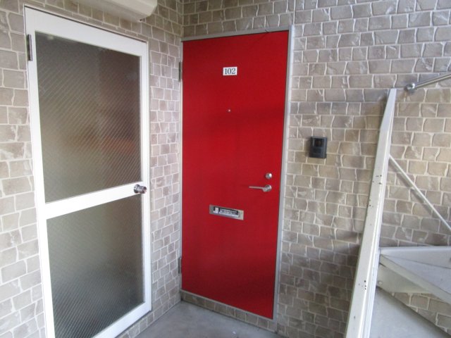 玄関　落ち着いた玄関です